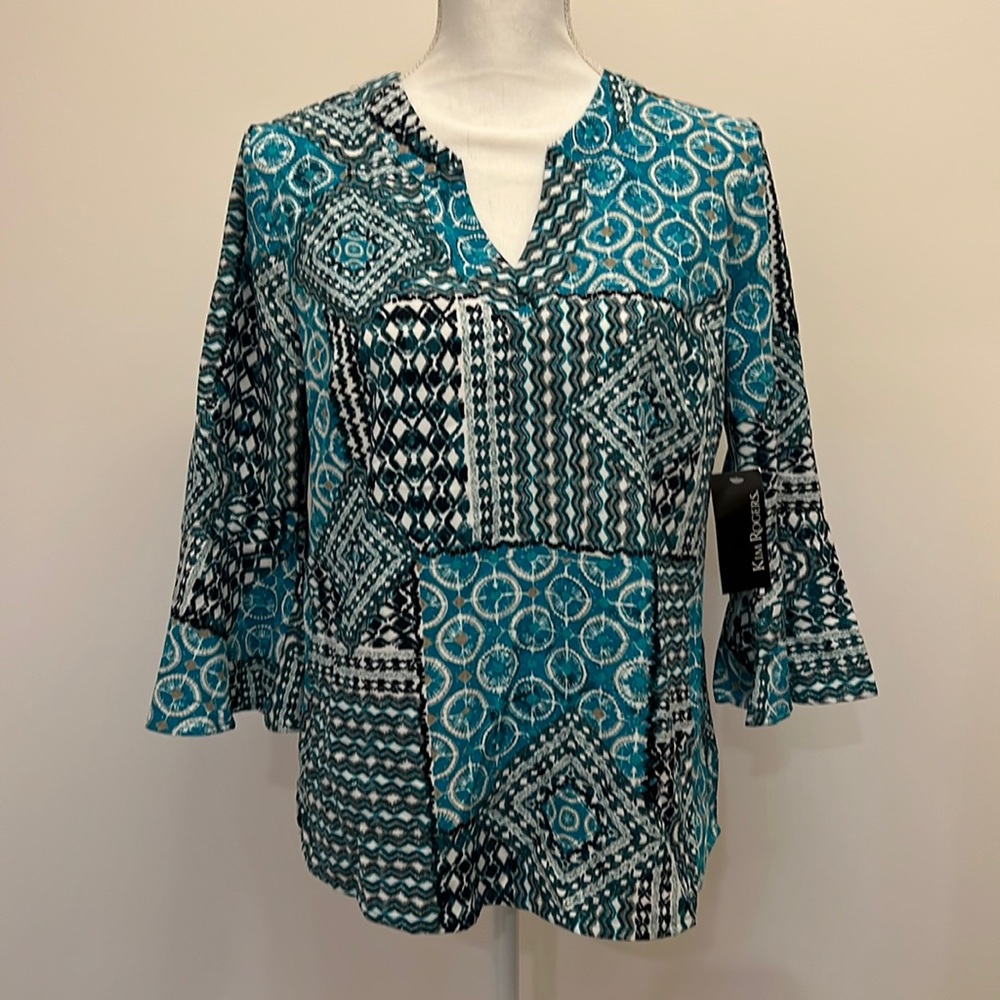 New with tags Kim Rogers Romantic Flair Sleeve top